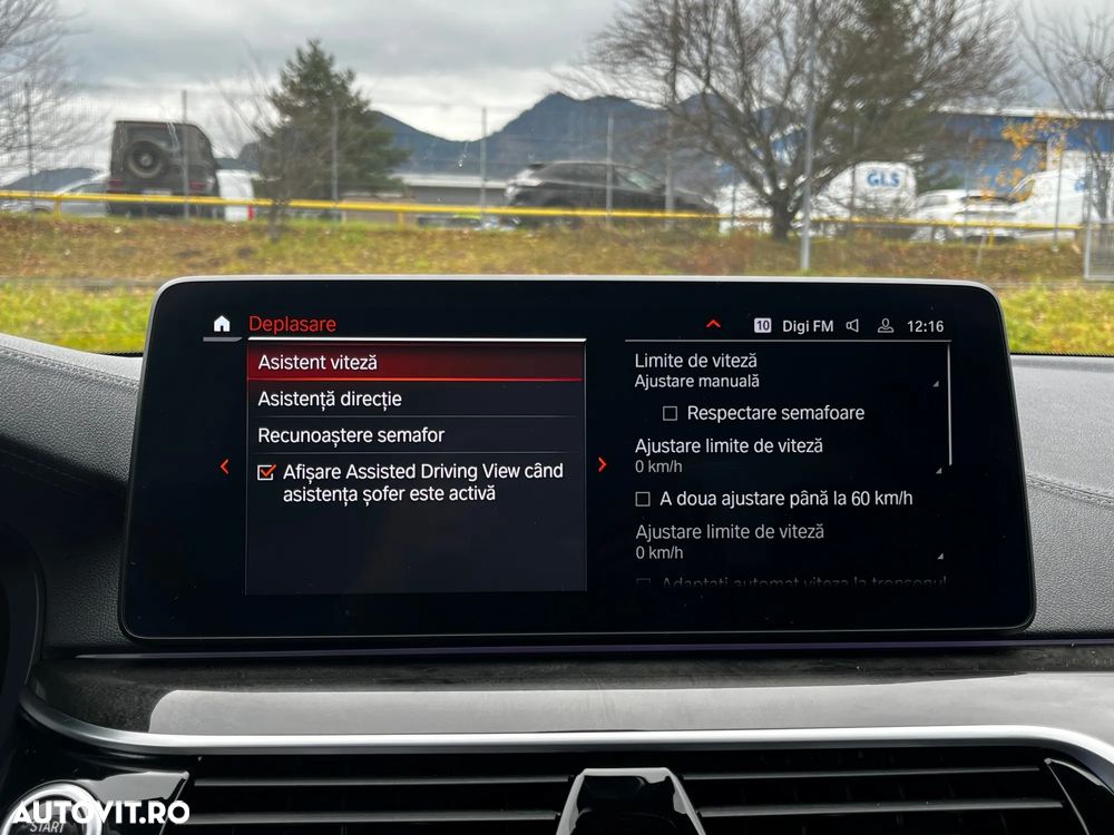 BMW Seria 5 520d xDrive AT MHEV - 31