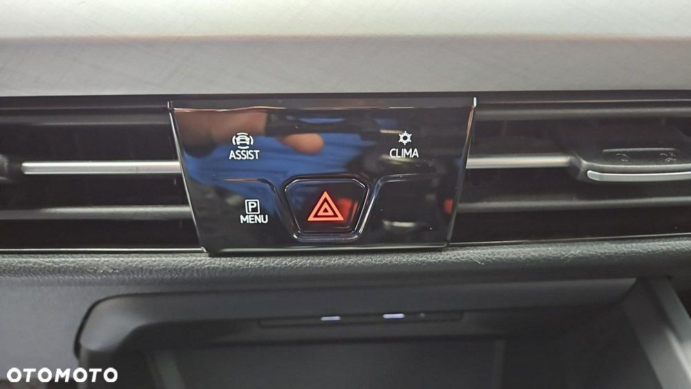 Volkswagen Golf VIII 2.0 TDI Life - 18