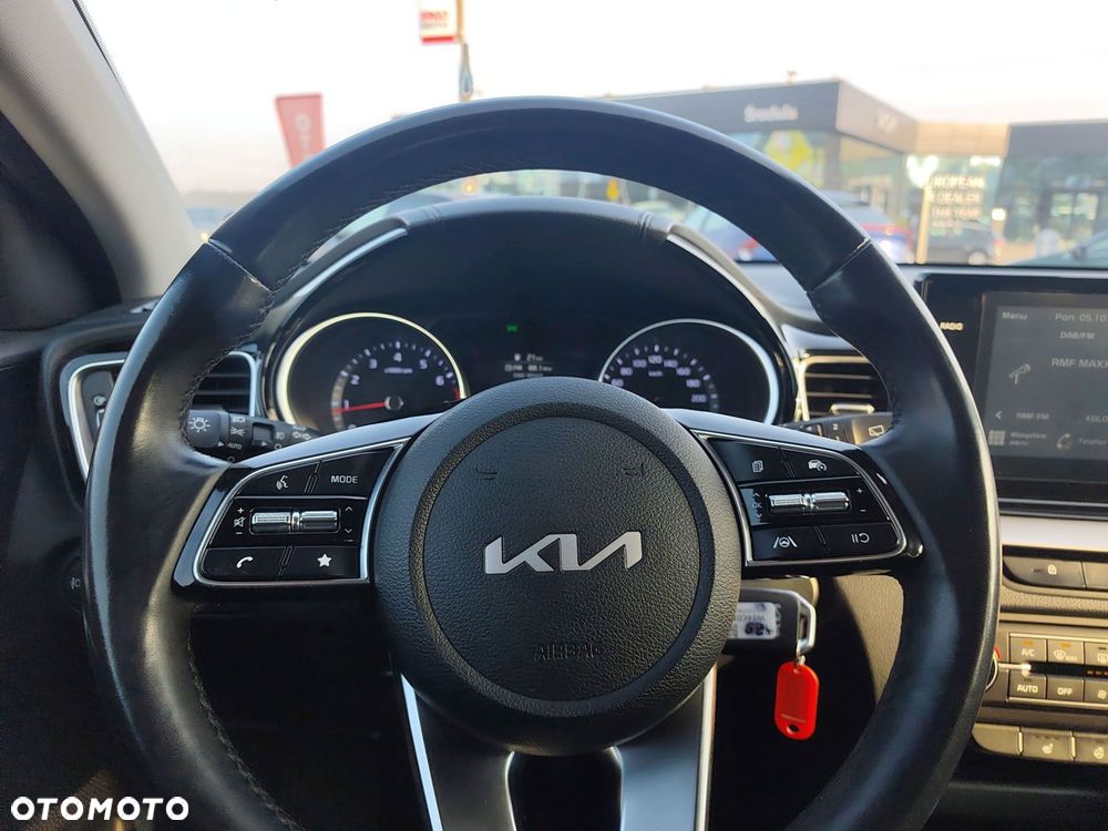 Kia Ceed - 22