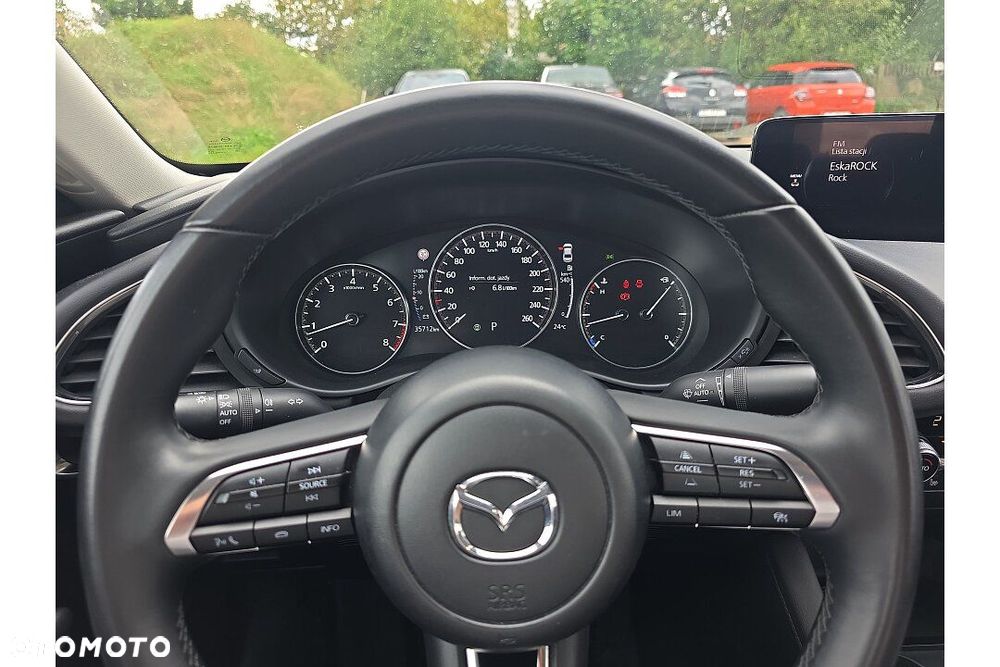 Mazda 3 2.0 mHEV Exclusive Line - 8
