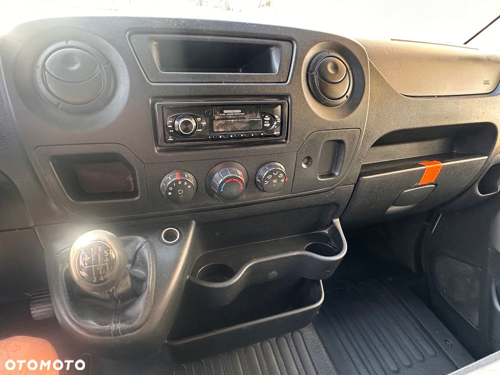 Renault Master - 17