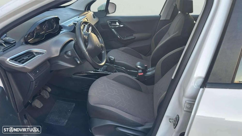 Peugeot 2008 82 VTI Active - 9