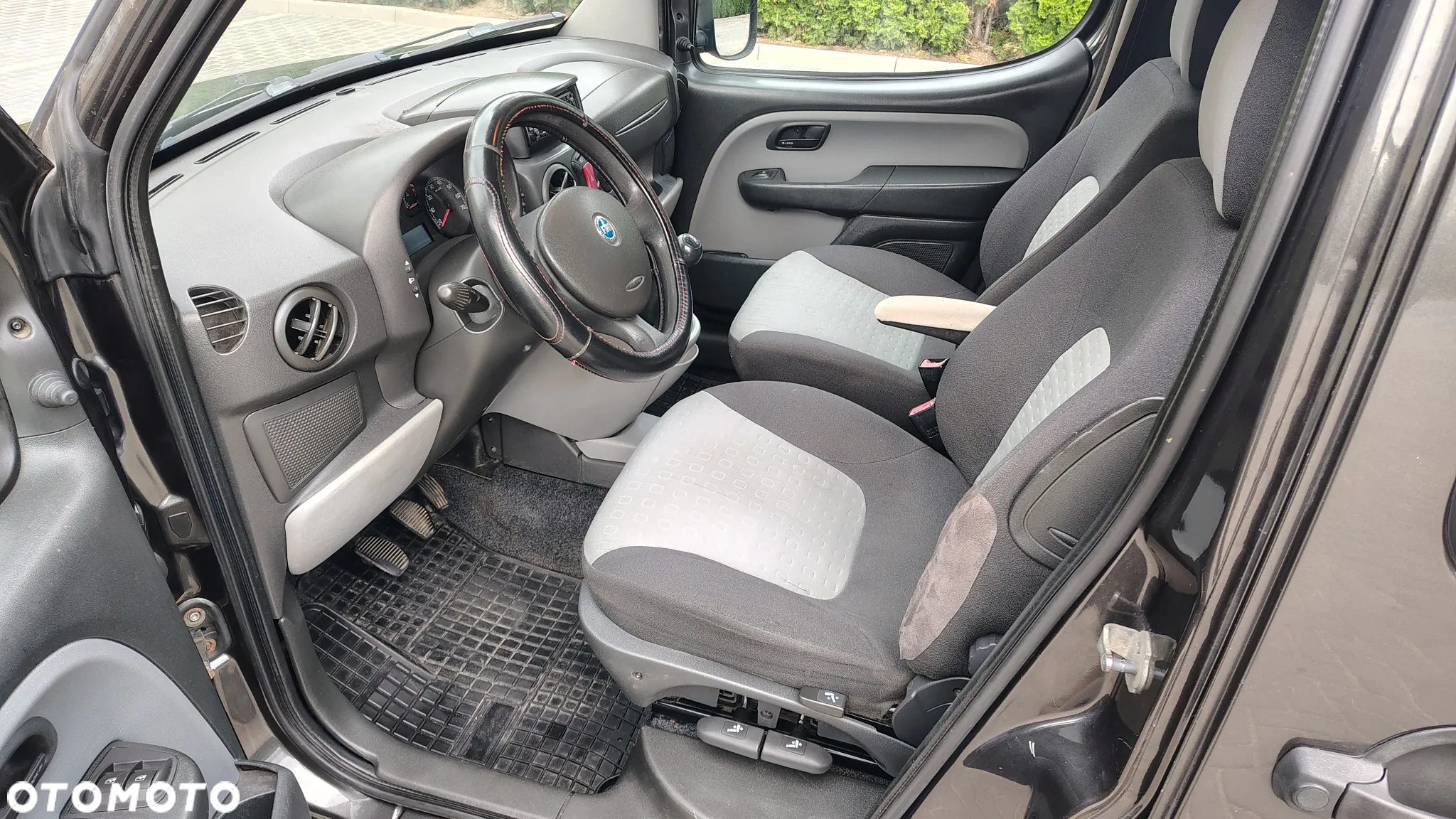 Fiat Doblo II 1.3 JTD Family - 9
