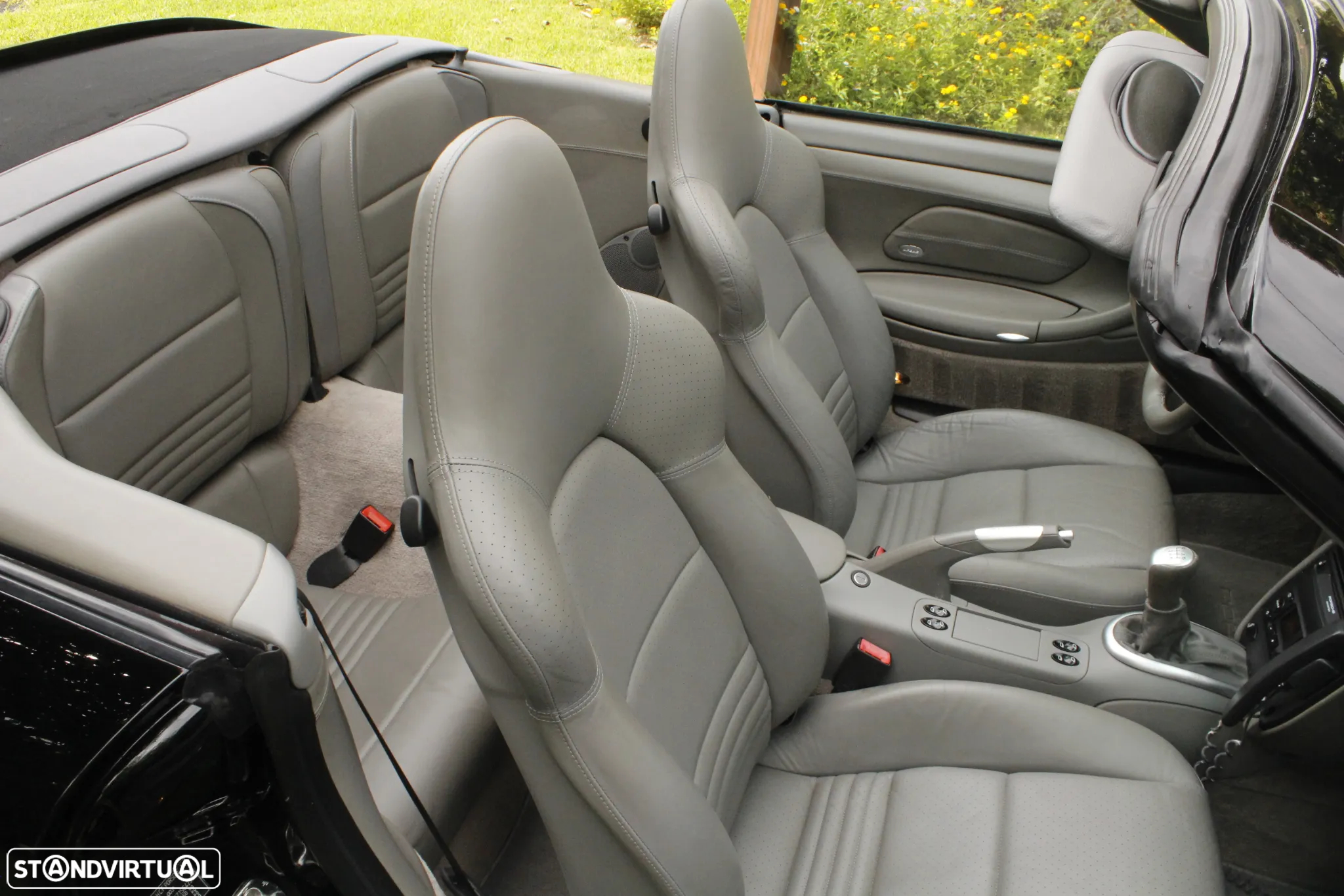 Porsche 911 (996) Carrera 4 Cabrio - 21