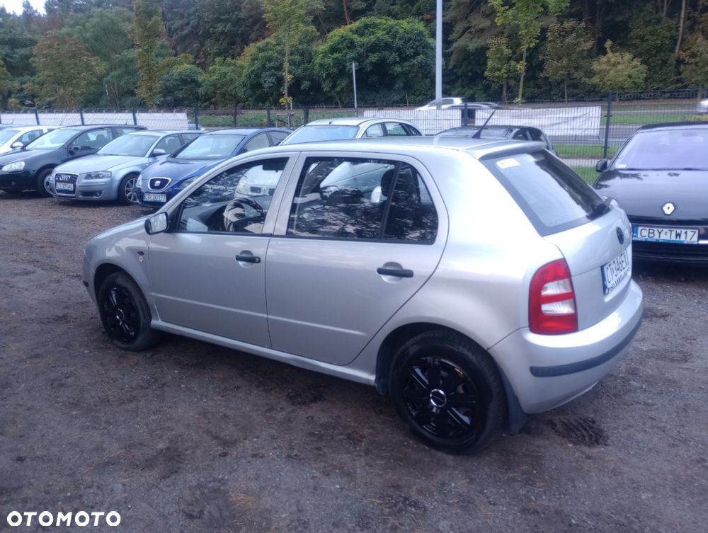 Skoda Fabia - 6