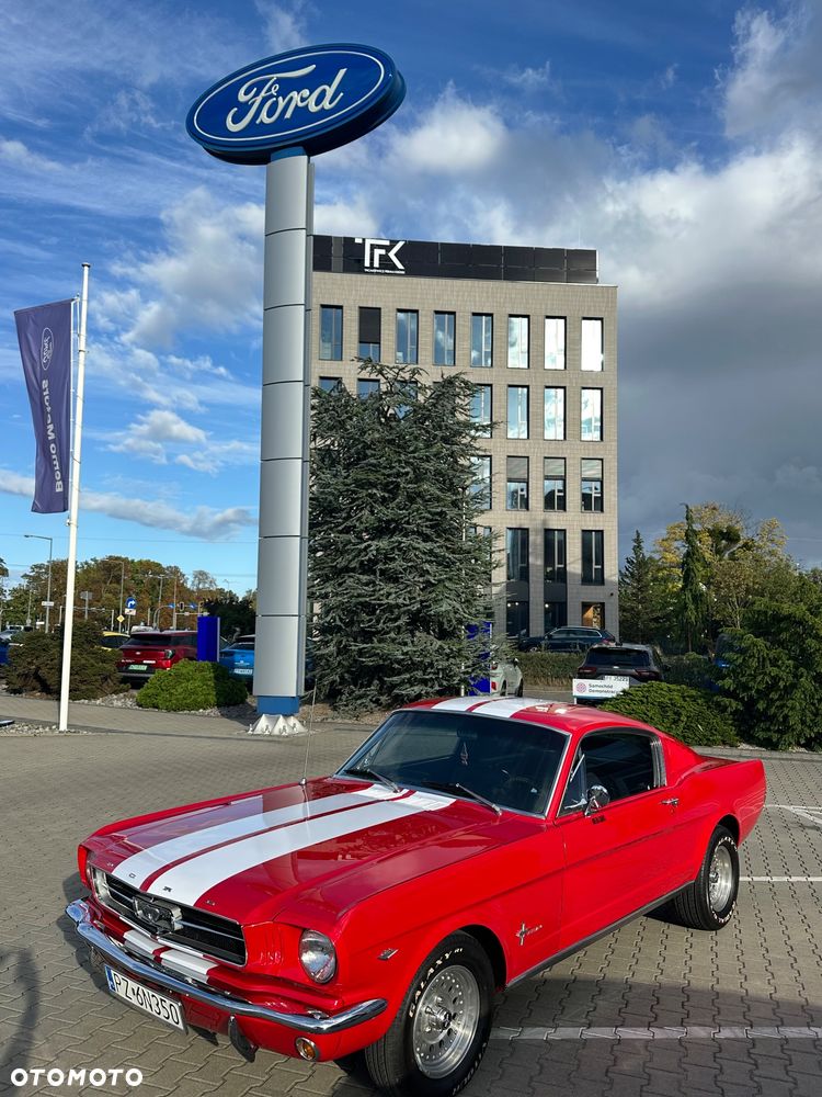 Ford Mustang - 3