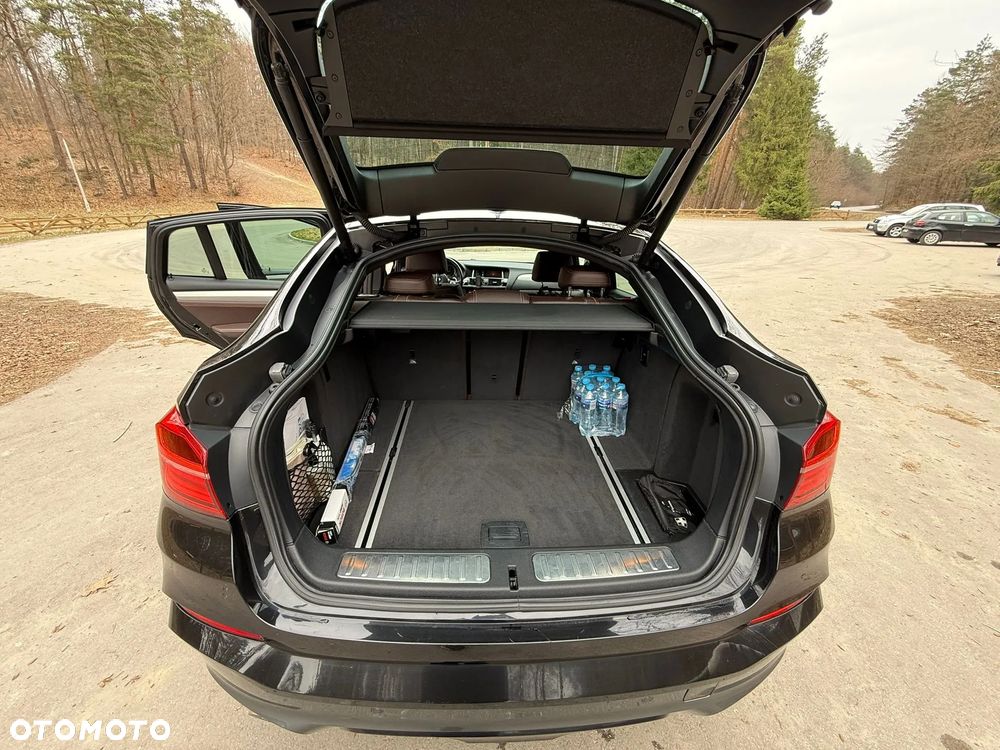 BMW X4 xDrive20i - 28