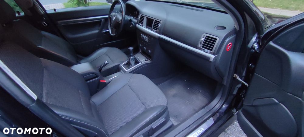 Opel Vectra 1.9 CDTI - 10