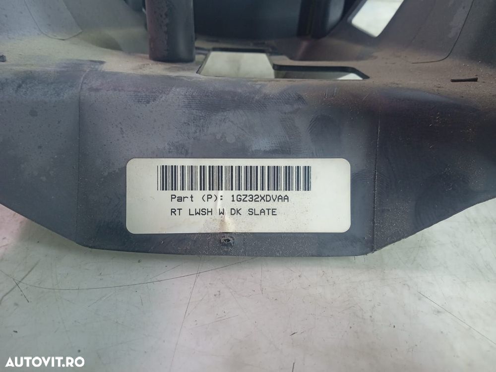 Ornament 1gz32xdvaa Chrysler Voyager 5 [2007 - 2011] 2.8 crdi vm64c - 3