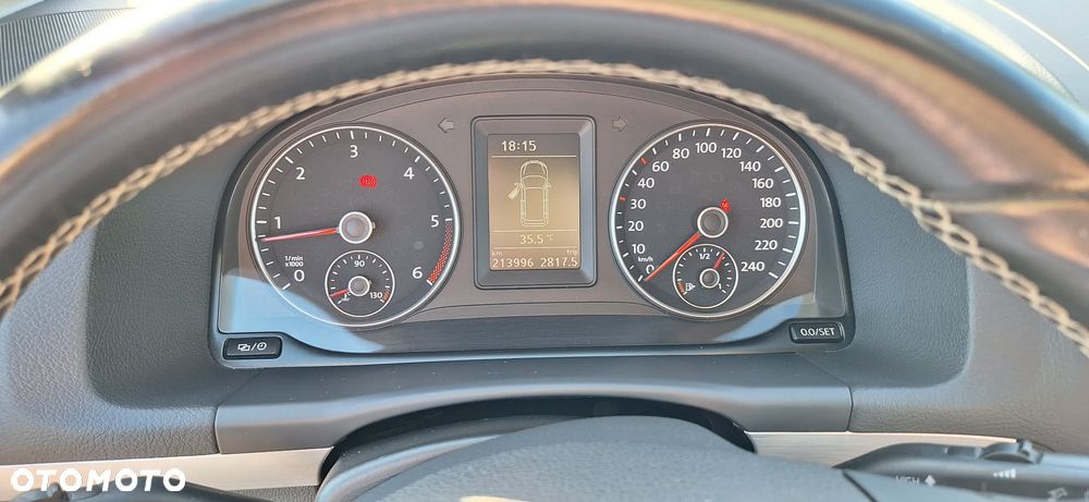 Volkswagen Touran 2.0 TDI DPF Comfortline - 10