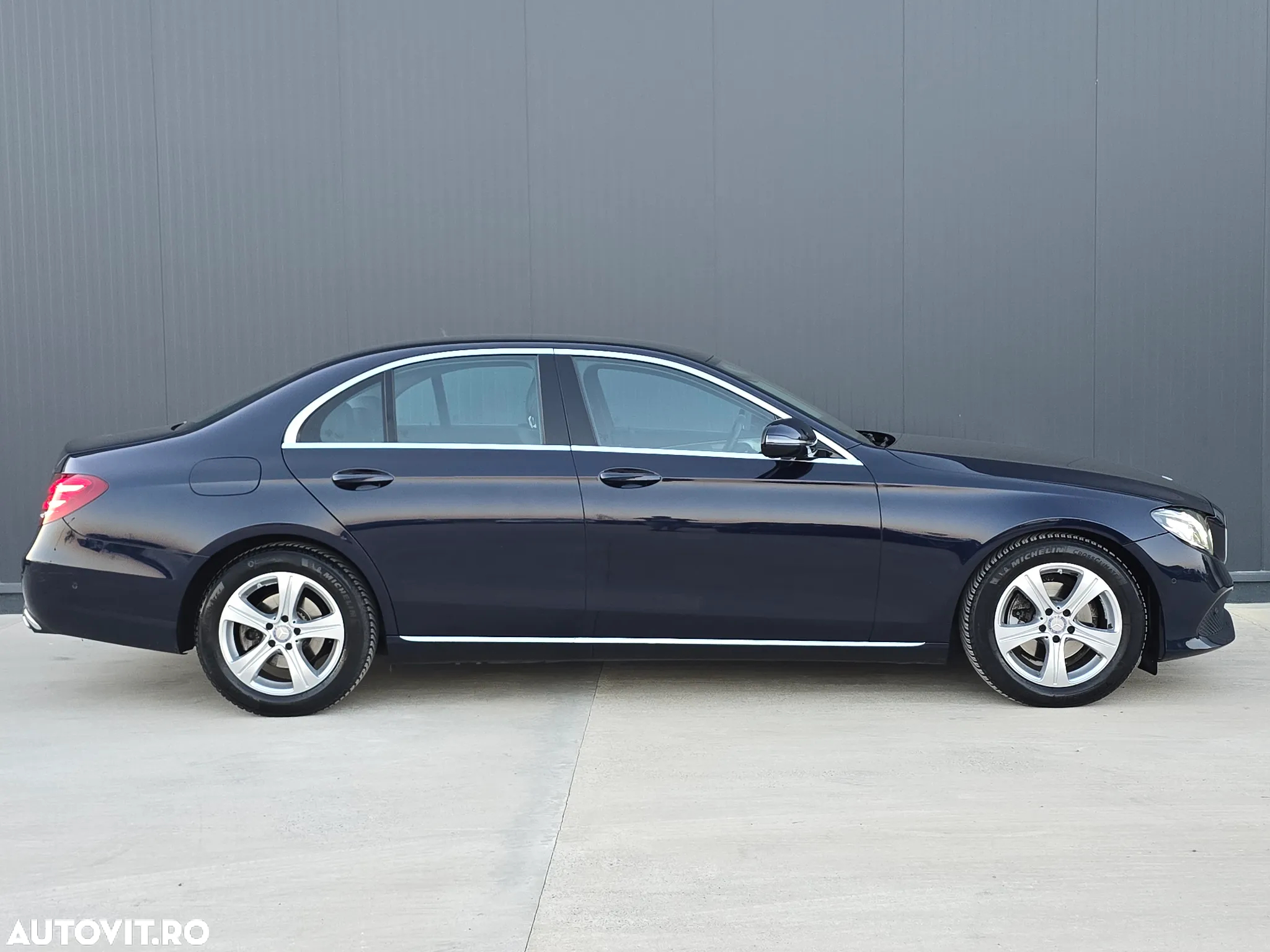 Mercedes-Benz E - 19