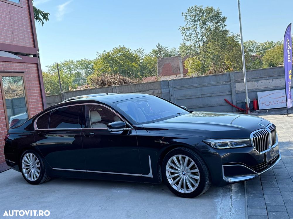 BMW Seria 7 2021 photo 2