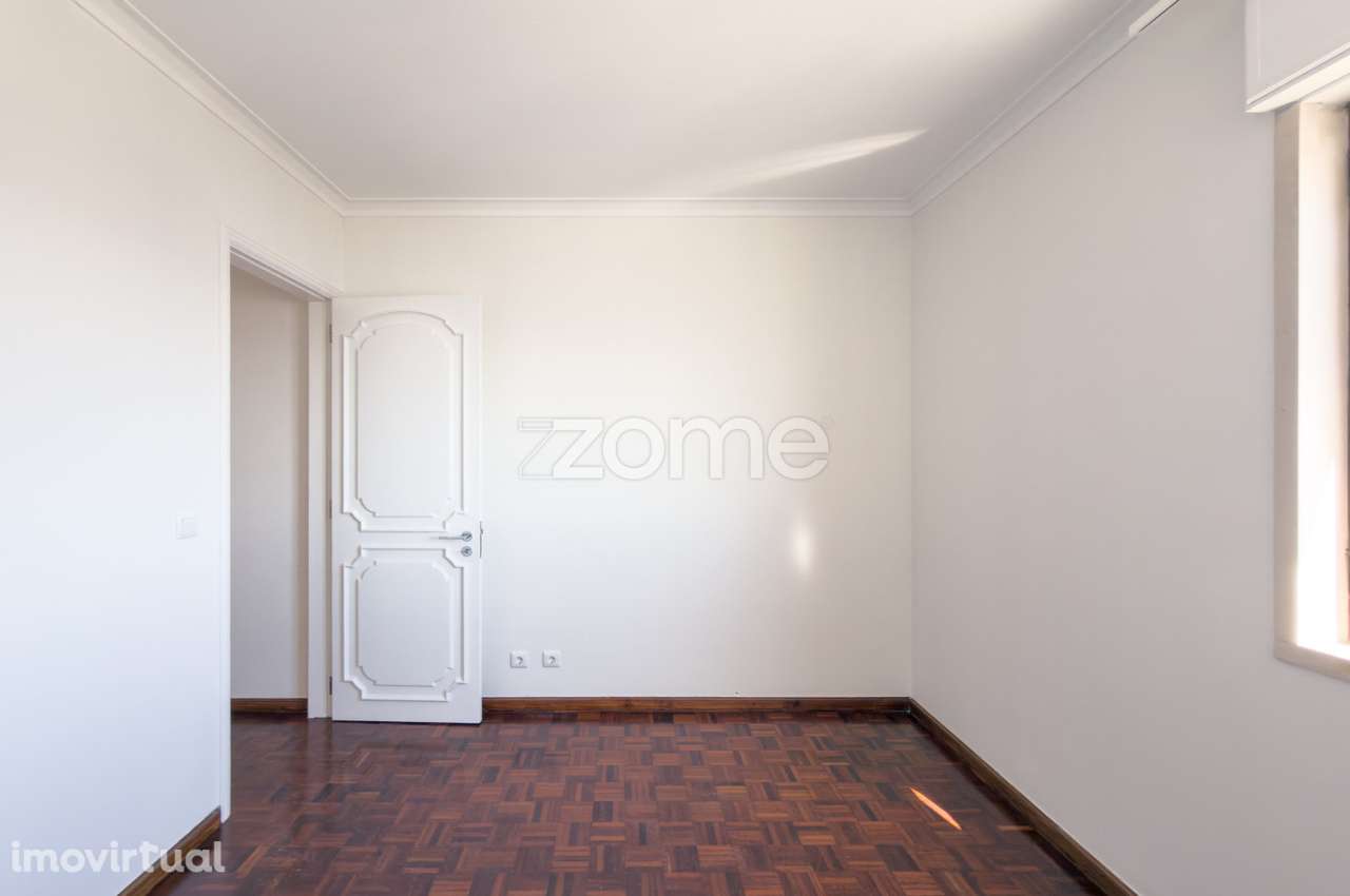 T3 c/ garagem e vista Rio - Penha de França - Grande imagem: 3/34