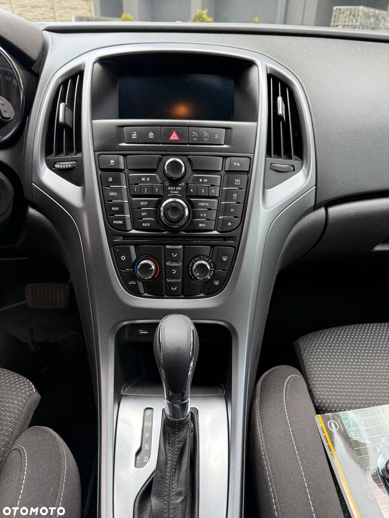 Opel Astra - 11