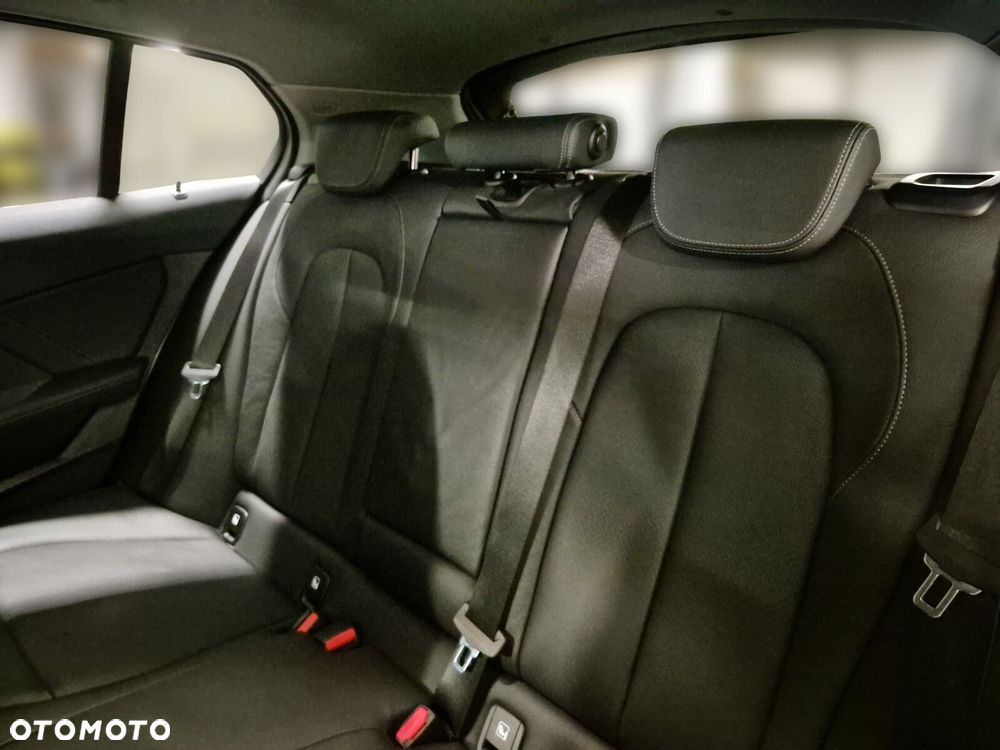 BMW Seria 1 118i Sport Line - 18