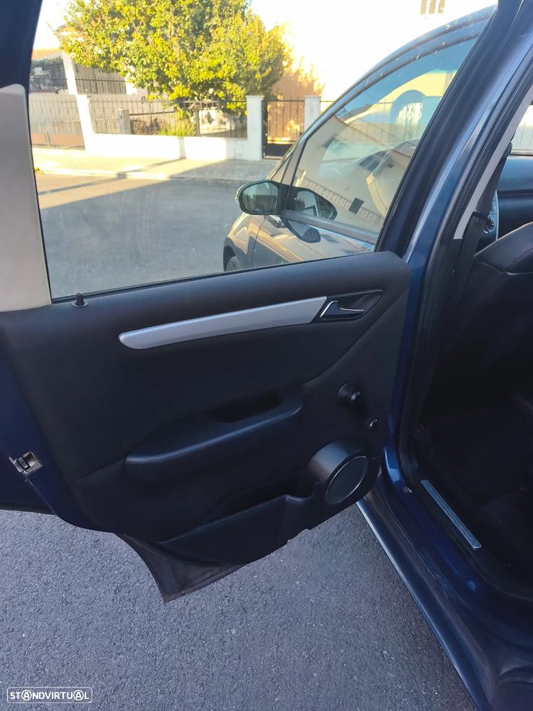 Mercedes-Benz A 150 Elegance - 16