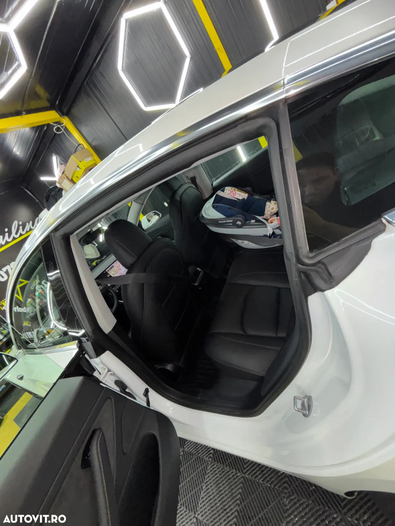 Tesla Model 3 Langstreckenbatterie Allradantrieb Dual Motor Performance - 9