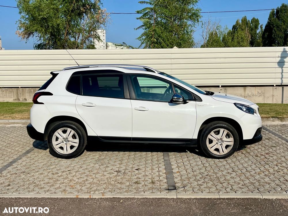 Peugeot 2008 - 12