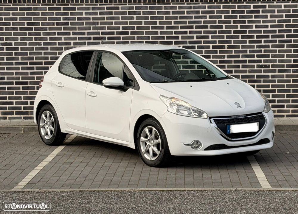 Peugeot 208 1.4 HDi Active - 2
