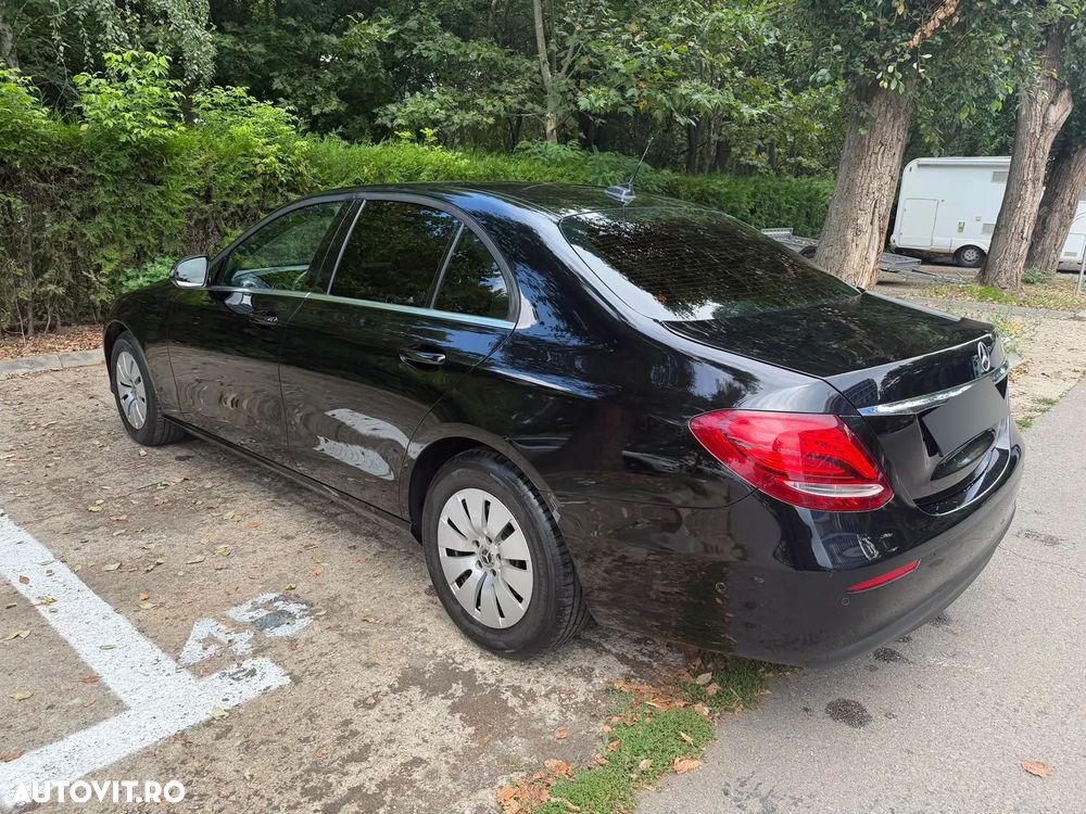Mercedes-Benz E - 6