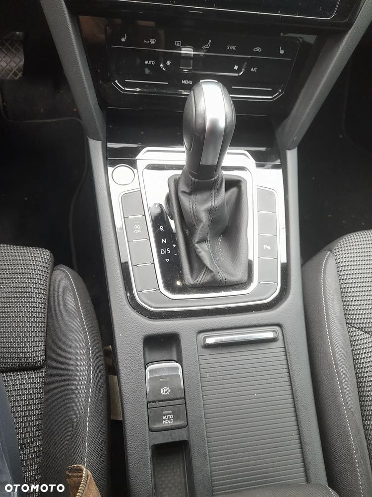 Volkswagen Arteon 2.0 TSI Essence DSG - 11