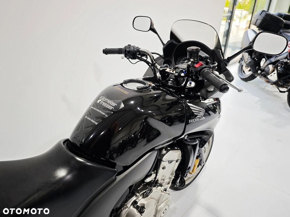 Honda CBF - 13