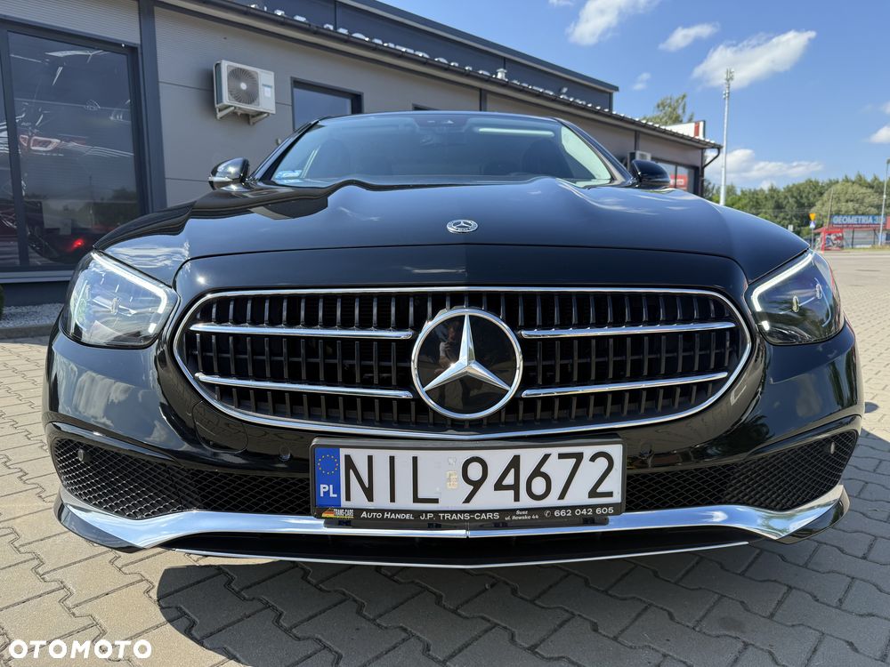 Mercedes-Benz Klasa E 220 d Avantgarde - 3