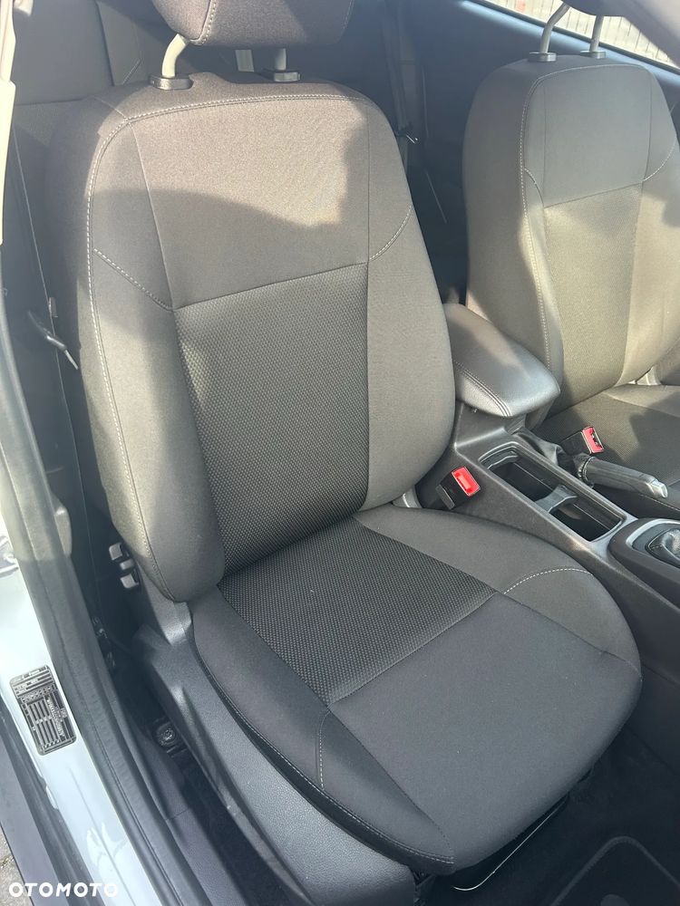 Ford Focus - 8