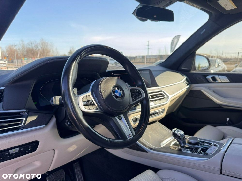 BMW X7 - 10