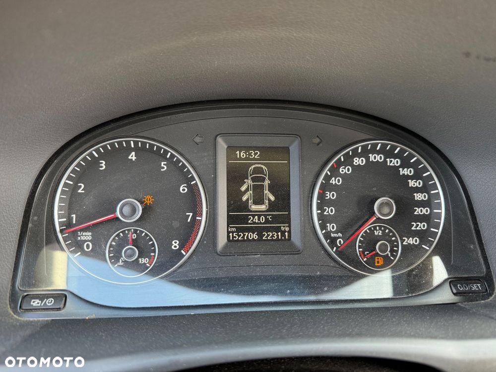 Volkswagen Touran 1.4 TSI STYLE - 19