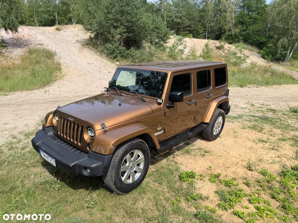 Jeep Wrangler Unlimited 3.8 Sahara - 11