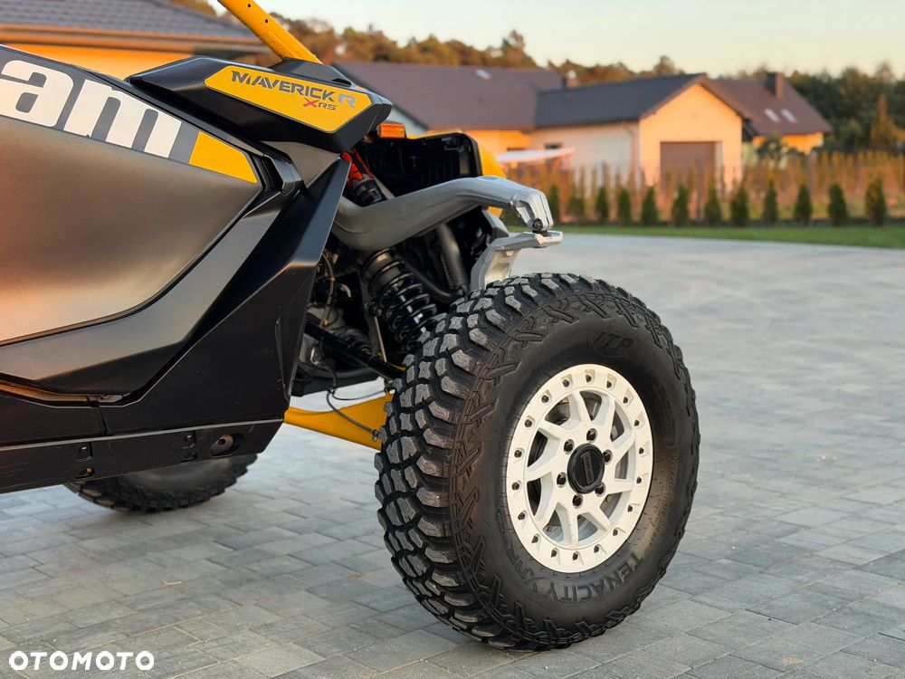 Can-Am Maverick - 11