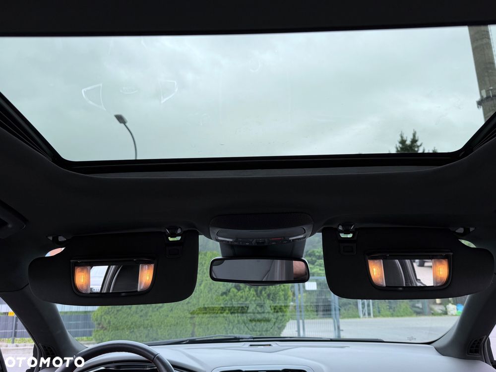 Ford Mondeo - 29