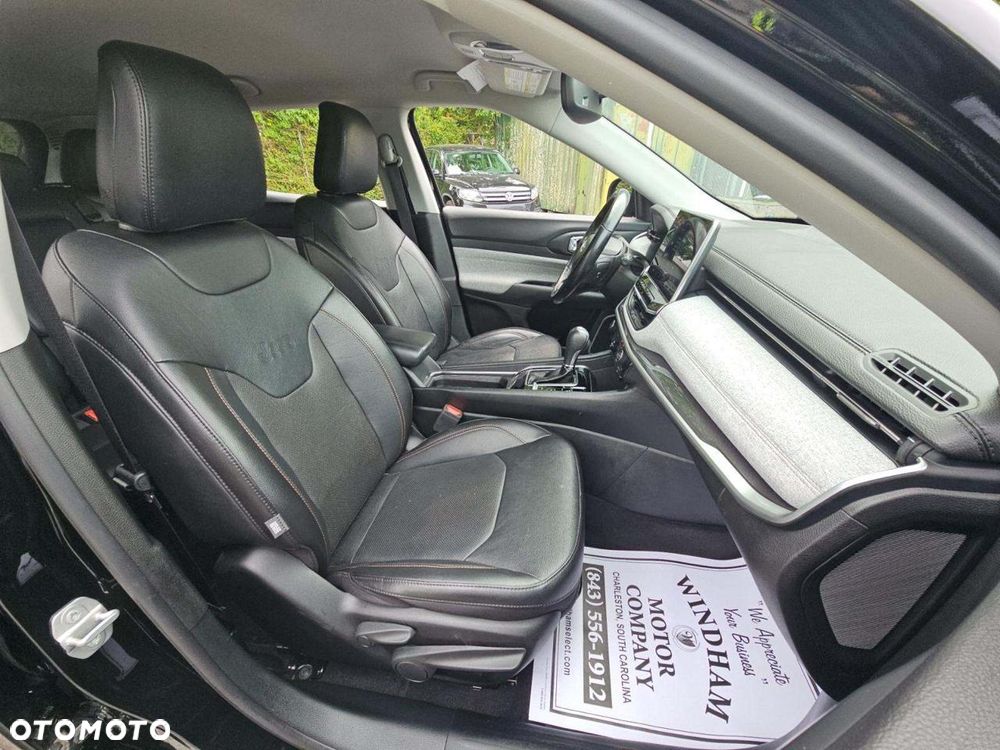 Jeep Compass - 13