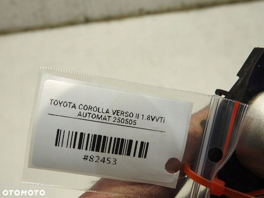 KLAMKA DRZWI LEWY PRZÓD TOYOTA COROLLA VERSO II 1C0 - 4
