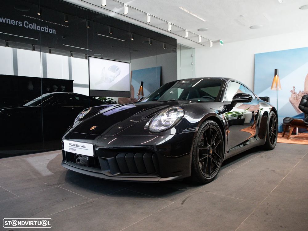 Porsche 911 (992) Carrera GTS - 3