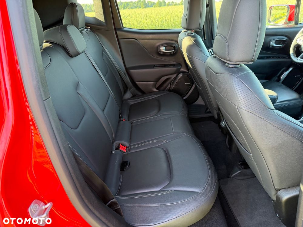 Jeep Renegade 1.3 T-GDI 4xe Automatik High Upland - 15