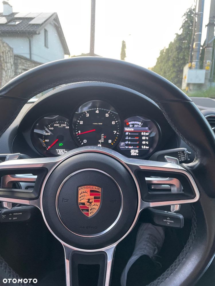 Porsche Cayman - 3
