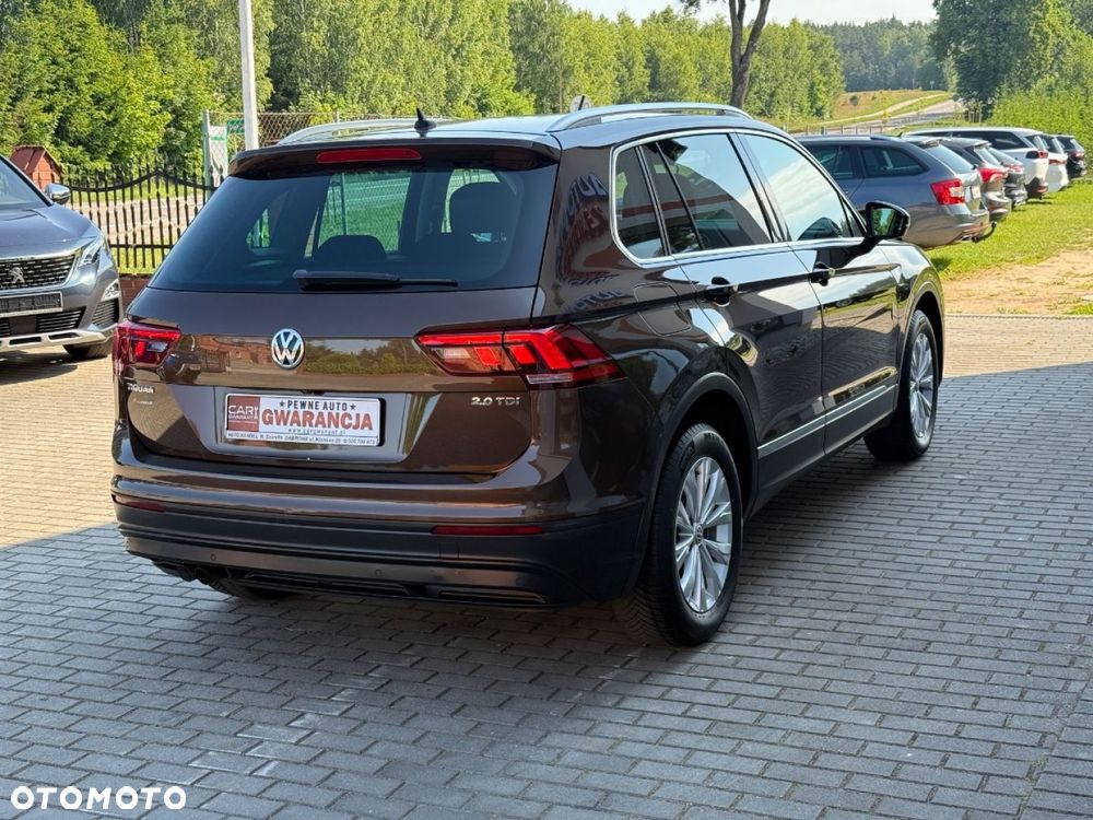 Volkswagen Tiguan - 10