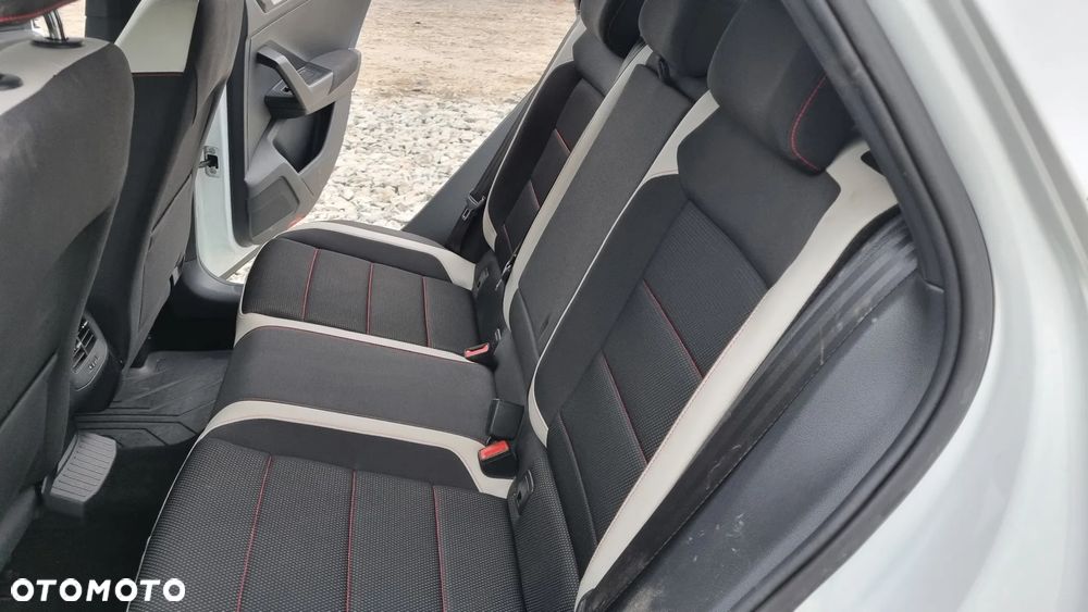 Volkswagen T-Roc 1.5 TSI ACT Advance DSG - 28