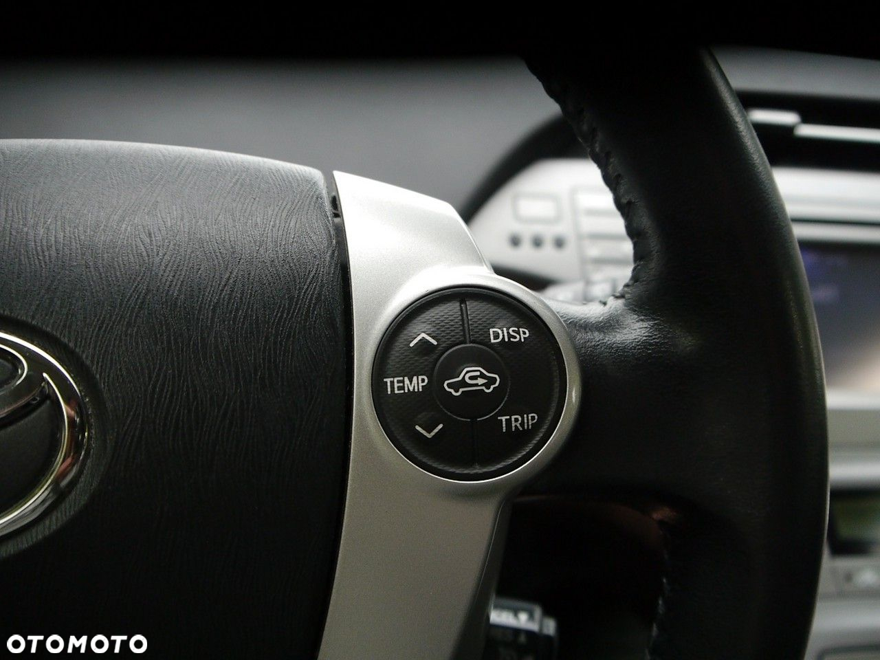 Toyota Prius (Hybrid) Comfort - 29