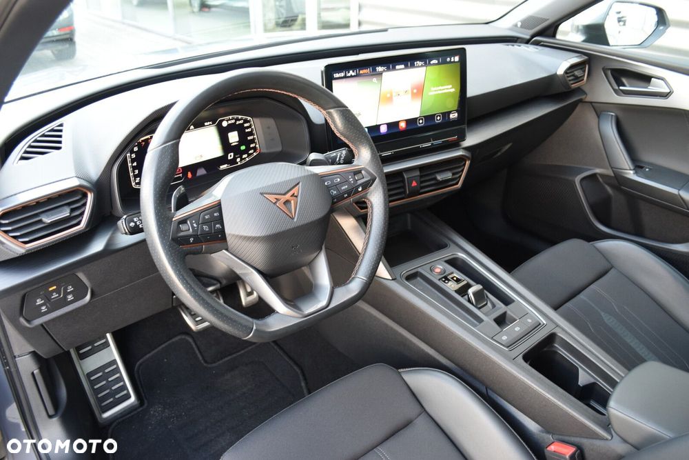 Cupra Leon 2.0 TSI DSG - 10