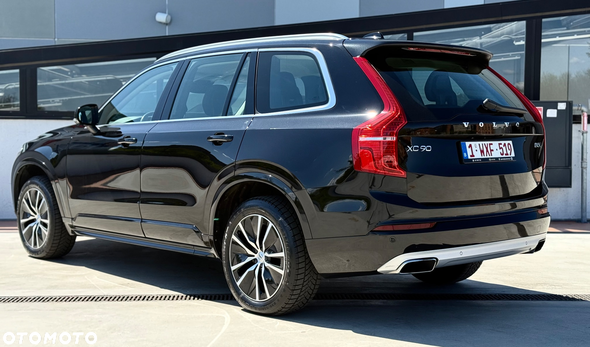 Volvo XC 90 B5 D AWD Geartronic Momentum Pro - 17