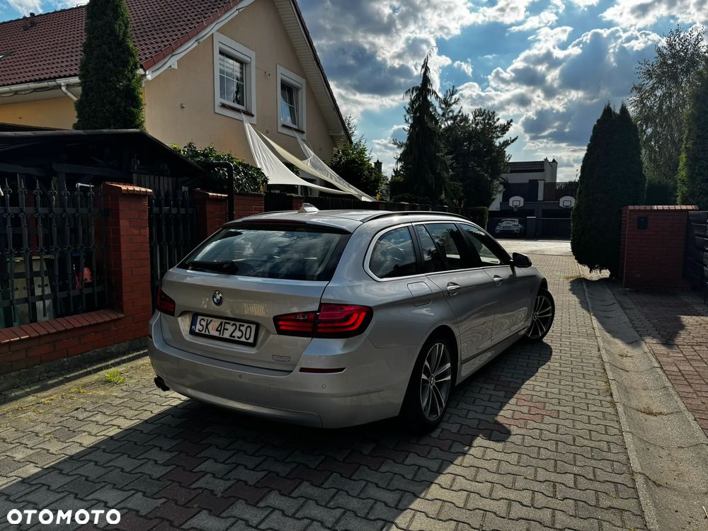 BMW Seria 5 525d xDrive Touring Luxury Line - 5
