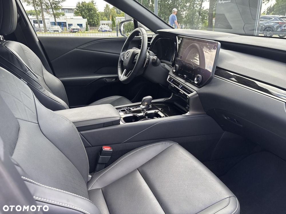 Lexus RX - 17
