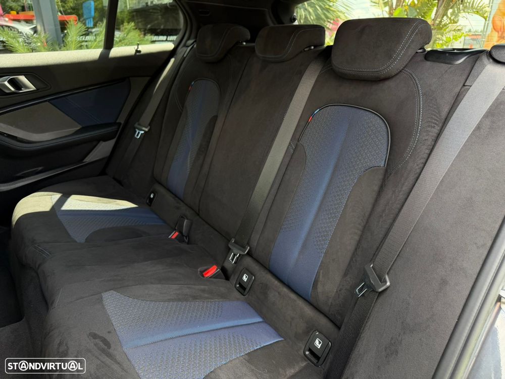 BMW M135i xDrive - 24