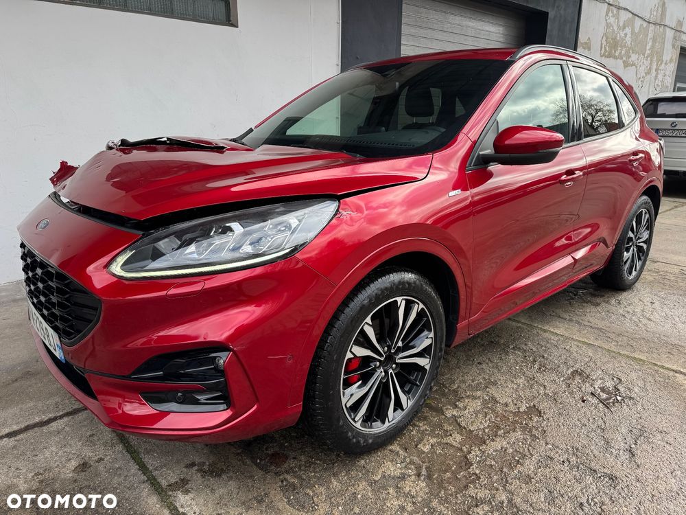 Ford Kuga 1.5 EcoBoost FWD ST-Line X - 23