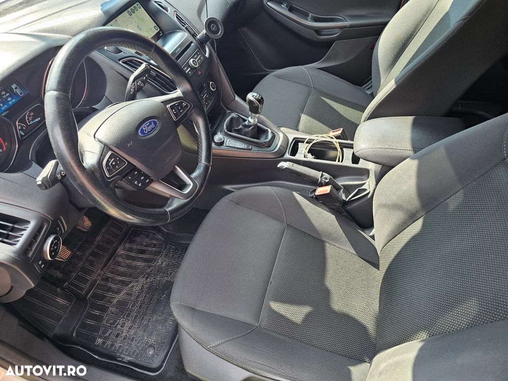 Ford Focus 1.5 EcoBlue Trend - 13
