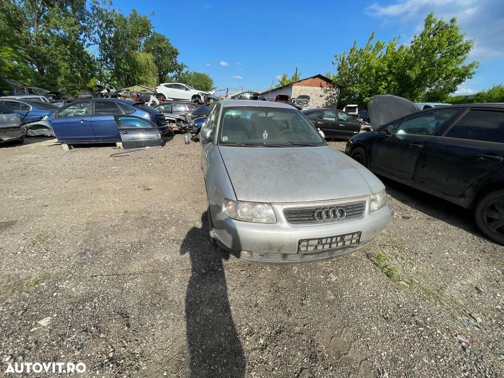 Dezmembrez Audi A3 1.6 benzina BFQ 75kW 102CP Gri an 2003 - 7