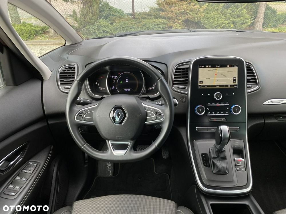 Renault Grand Scenic - 15